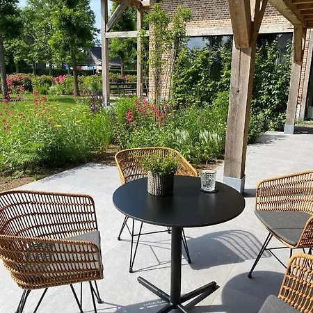 호텔 Glundr! Behelp