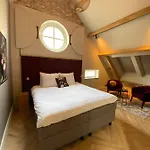 Hotel Glundr! Behelp