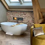 Hotel Glundr! Behelp