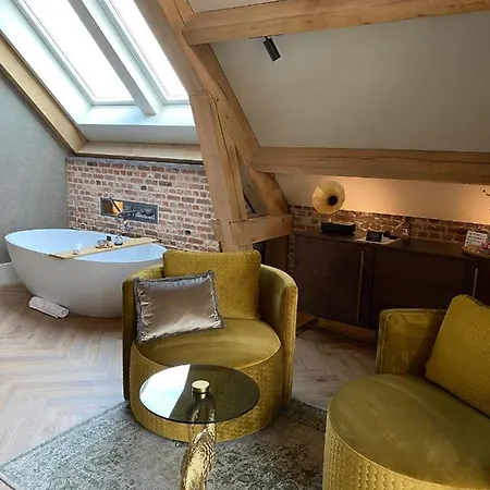 Hotell Glundr! Behelp